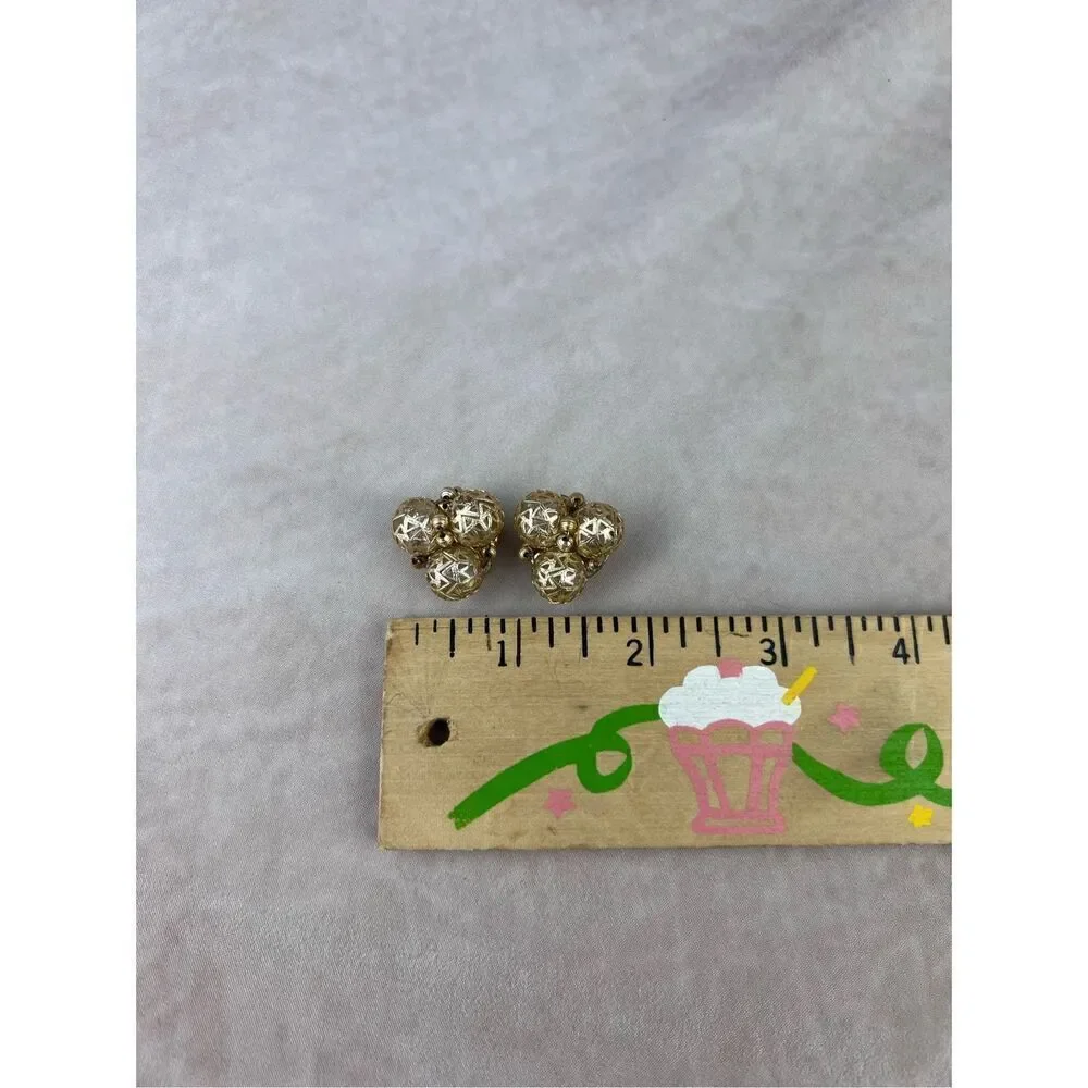 Vintage 1970s Clip On Earrings Gold Tone Made in Hong Kong